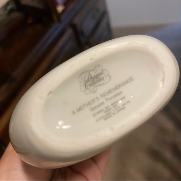 Holly Hobbie Vase - Picture 3 of 3